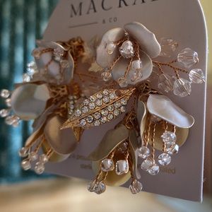 Macrae Wire Flower Buds Crystal Leaves Gold Earrings NWT